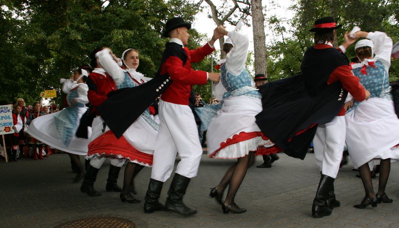 Folklor Wielkopolski - Stroje Szamotulskie