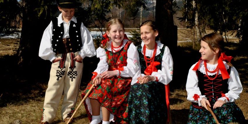 Członkowie ZPiT Orawianie w stroju Orawskim